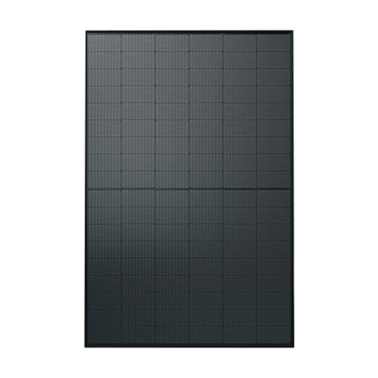 Instalacja estetyczna paneli Full Black Panele Full Black na dachu z czarną ramką idealnie wpasowane w dachówkę