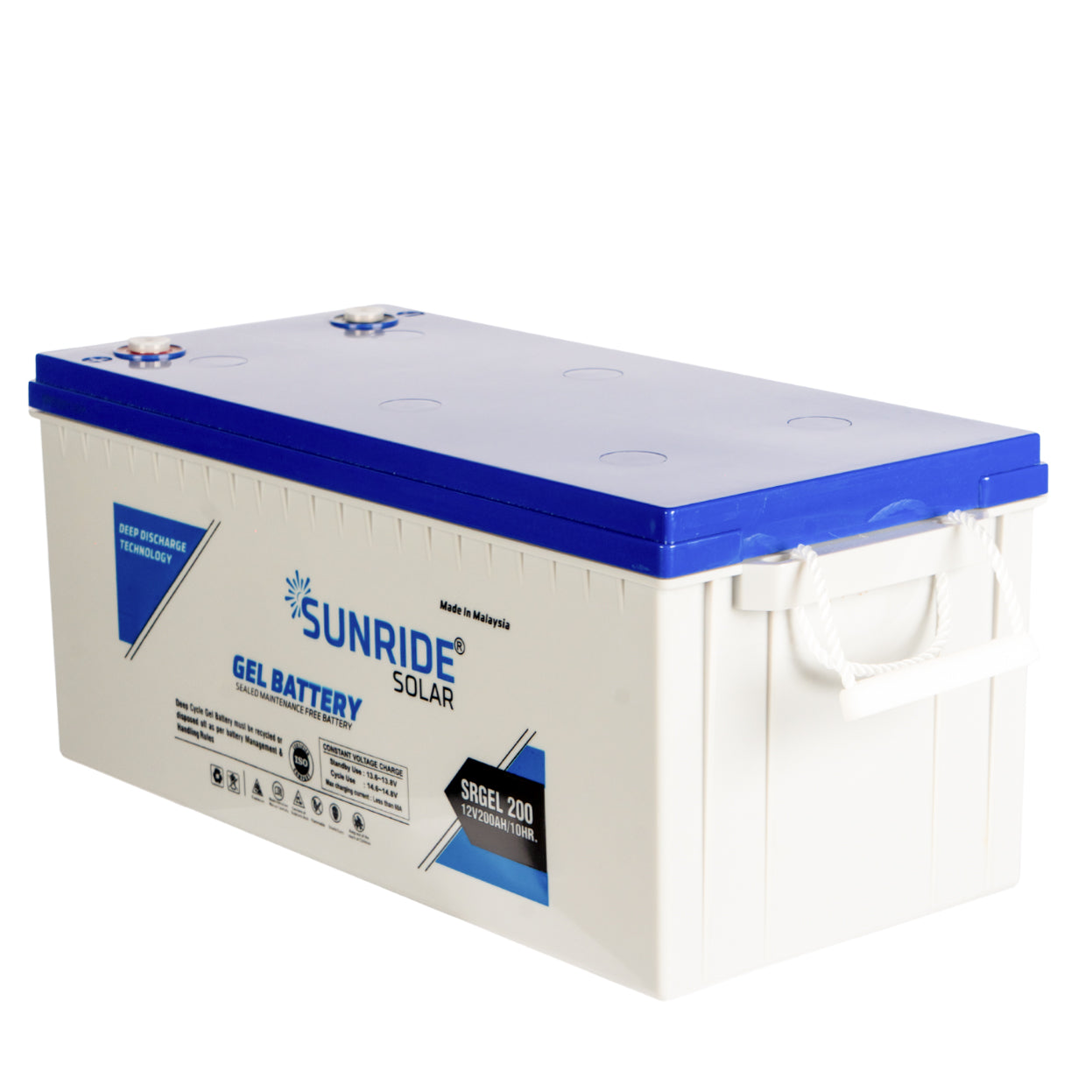 bank akumulatorów żelowych off-grid dwa akumulatory żelowe połączone równolegle na drewnianej półce w garażu domowym